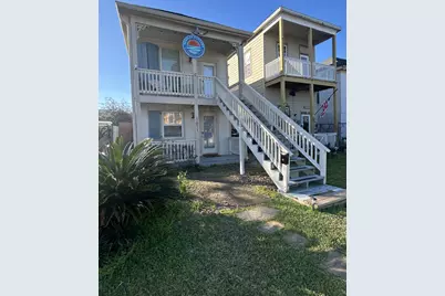1611 Avenue N 1/2, Galveston, TX 77550 - Photo 1