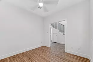 2105 Holman St, Houston, TX 77004 - Photo 3