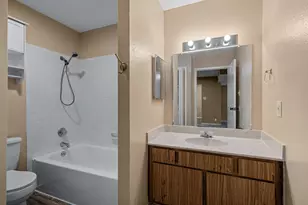 18515 Egret Bay Blvd, Webster, TX 77058 - Photo 21