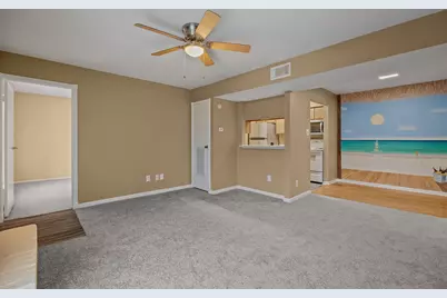 18515 Egret Bay Boulevard #1208, Webster, TX 77058 - Photo 5