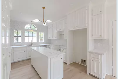 13715 Meadow Sweet Drive, Cypress, TX 77429 - Photo 9