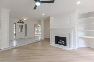 13715 Meadow Sweet Dr, Cypress, TX 77429 - Photo 9