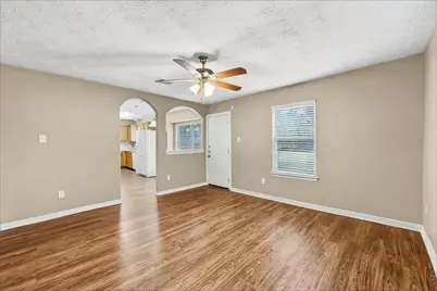 5010 Deerpath Drive, Conroe, TX 77303 - Photo 3