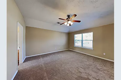 5010 Deerpath Drive, Conroe, TX 77303 - Photo 11