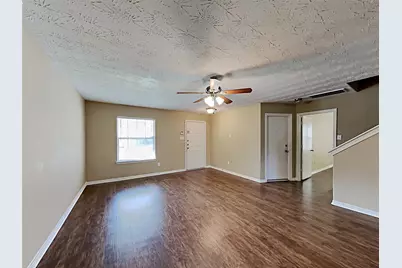 5010 Deerpath Drive, Conroe, TX 77303 - Photo 7