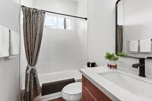 8916 Knoll Branch Dr Dr, Houston, TX 77080 - Photo 13