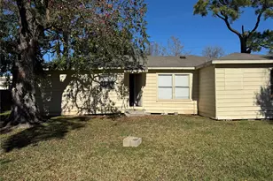 4511 S Main St, Stafford, TX 77477 - Photo 5