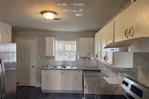 4511 S Main St, Stafford, TX 77477 - Photo 7