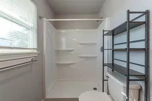 442 Pompano St, Hitchcock, TX 77563 - Photo 13