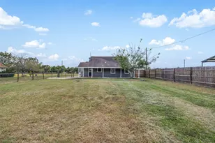 1081 Private Rd 7023, Elgin, TX 78621 - Photo 7