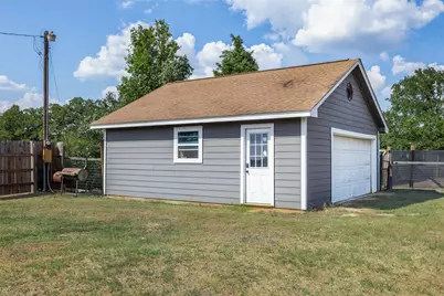 1081 Private Road 7023, Elgin, TX 78621 - Photo 5