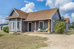 1081 Private Rd 7023, Elgin, TX 78621 - Photo 3