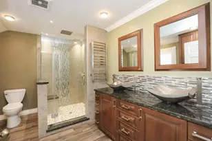 722 Crossroads Dr, Houston, TX 77079 - Photo 33