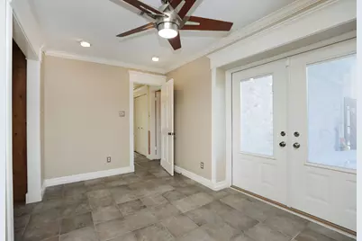 722 Crossroads Drive, Houston, TX 77079 - Photo 25