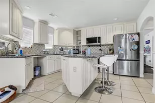 6613 Whitton Dr, Houston, TX 77085 - Photo 5