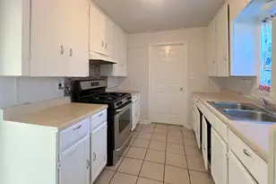 13701 Texarkana St, Houston, TX 77015 - Photo 7