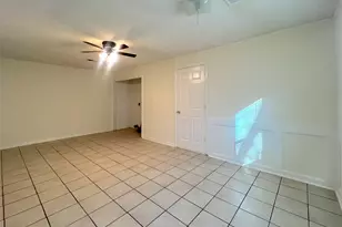 13701 Texarkana St, Houston, TX 77015 - Photo 17