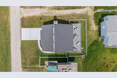 23143 Gulf Drive, Galveston, TX 77554 - Photo 37