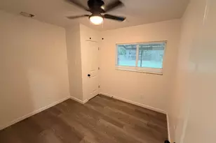 916 Brook Forest Dr, Conroe, TX 77385 - Photo 15