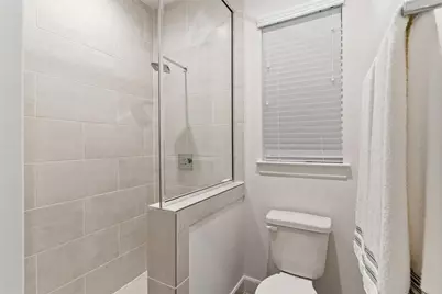 308 Jensen Drive, Houston, TX 77020 - Photo 37