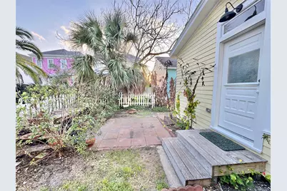 2119 Avenue O 1/2 #Down, Galveston, TX 77550 - Photo 19