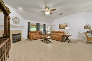203 Green Isle Ave, Dickinson, TX 77539 - Photo 7