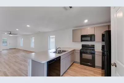 7814 Switchgrass Creek Dr, Katy, TX 77493 - Photo 17