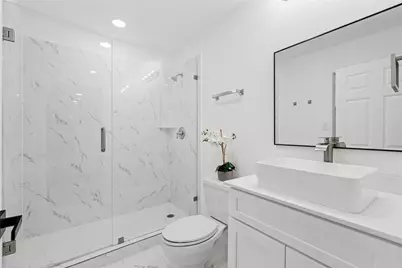 4427 Sanford Road, Houston, TX 77035 - Photo 19