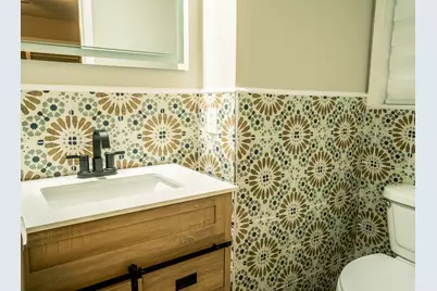 1105 W Saint Louis Avenue, Seadrift, TX 77983 - Photo 13
