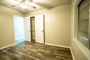 1105 W St Louis Ave, Seadrift, TX 77983 - Photo 9