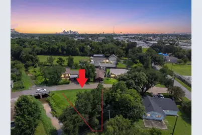 522 Surratt Drive, Houston, TX 77091 - Photo 1