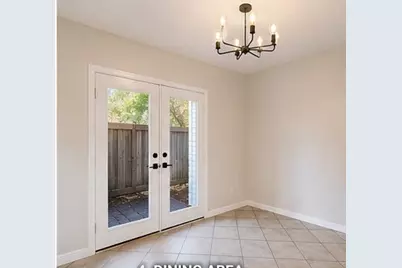 6106 W Airport Boulevard #18, Houston, TX 77035 - Photo 3