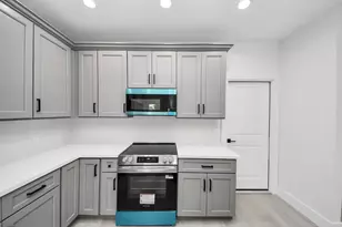 8218 Lawler St, Houston, TX 77051 - Photo 11