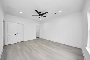 8218 Lawler St, Houston, TX 77051 - Photo 27