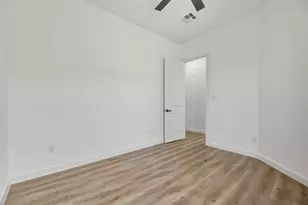 115 Capetown Ln, Conroe, TX 77356 - Photo 15