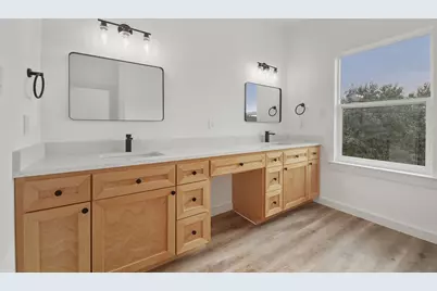 115 Capetown Lane, Conroe, TX 77356 - Photo 29