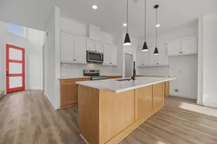 115 Capetown Ln, Conroe, TX 77356 - Photo 5