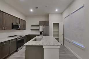 22710 Terrazzo Dr, Katy, TX 77449 - Photo 5