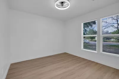 1504 N Travis Street, Liberty, TX 77575 - Photo 11