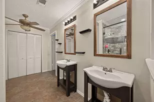 13726 Eastbourne Dr, Houston, TX 77034 - Photo 29
