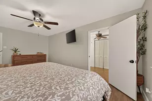 13726 Eastbourne Dr, Houston, TX 77034 - Photo 27