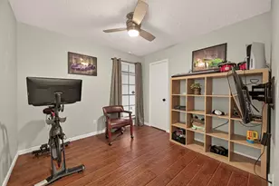 13726 Eastbourne Dr, Houston, TX 77034 - Photo 33