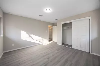 1806 Meadowview Drive, Alvin, TX 77511 - Photo 17