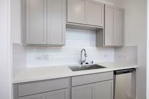 2001 Longmire Villas Ct, Conroe, TX 77304 - Photo 15