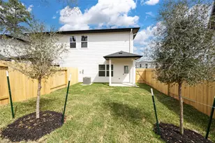 2001 Longmire Villas Ct, Conroe, TX 77304 - Photo 31