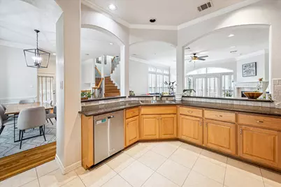 107 Detering Street #B, Houston, TX 77007 - Photo 11