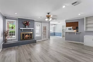 5622 Long Creek Ln, Houston, TX 77088 - Photo 11