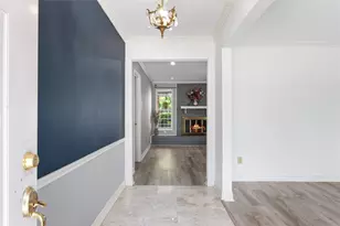 5622 Long Creek Ln, Houston, TX 77088 - Photo 9