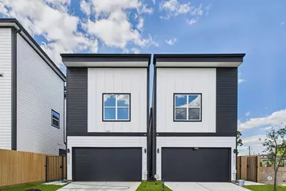 1103 Amundsen, Houston, TX 77009 - Photo 1