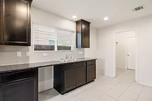 12939 Almeda Crossing Ct, Houston, TX 77048 - Photo 11